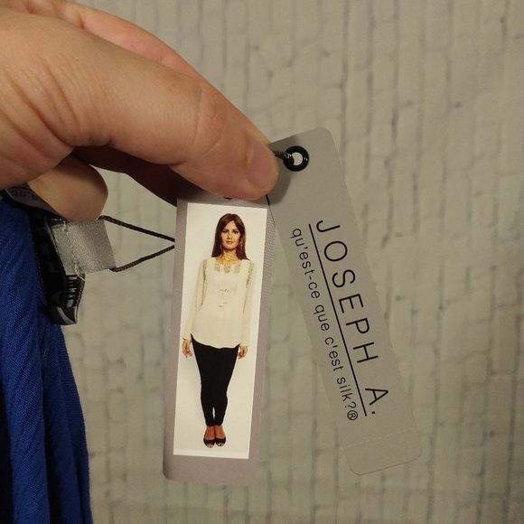 NWT Joseph A. Royal Blue Blouse XL - Picture 10 of 10